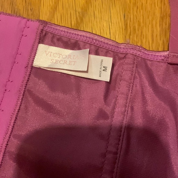 vintage Victoria’s Secret Corsette lingerie top - Picture 2 of 2